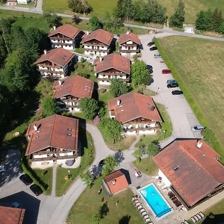 In Rassreuth Mit Gemeinsamem Pool Apartman *
