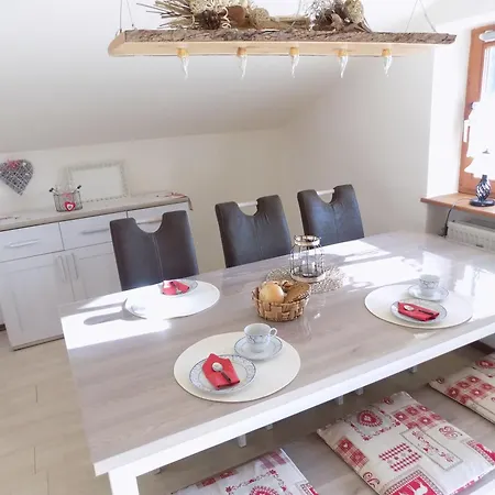Apartment In Rassreuth Mit Gemeinsamem Pool Hauzenberg