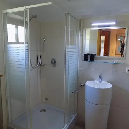 Apartment In Rassreuth Mit Gemeinsamem Pool *